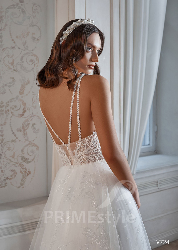 Extravagantné svadobné šaty na ramienka LS724