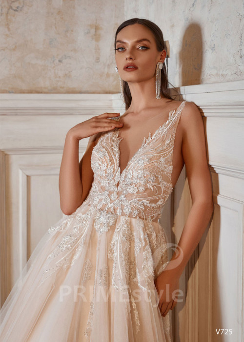 Luxusné čipkované svadobné šaty LS725 2