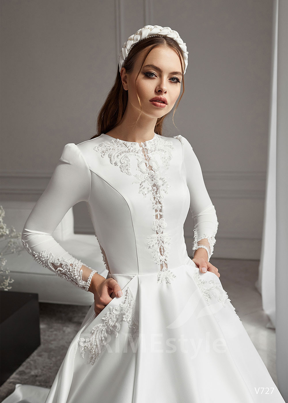 Elegantné saténove svadobné šaty LS727