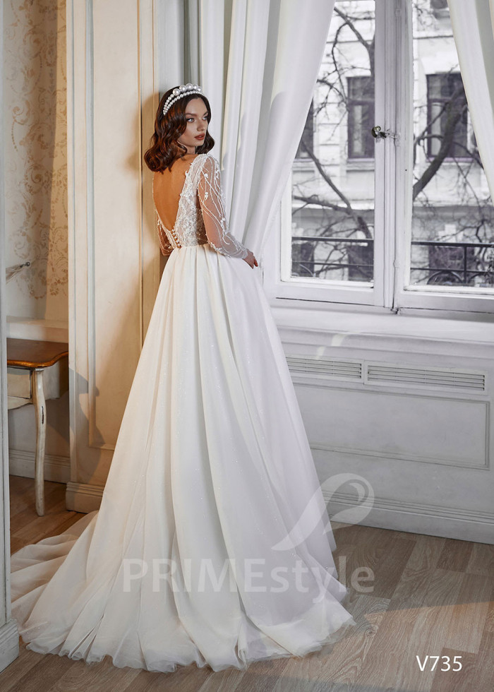 Elegantné čipkované svadobné šaty LS735