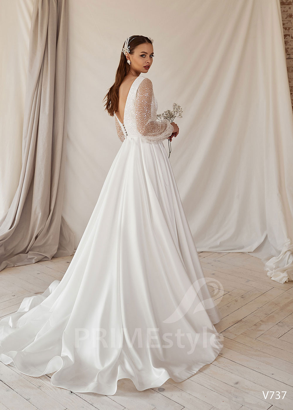 Elegantné saténove svadobné šaty LS737