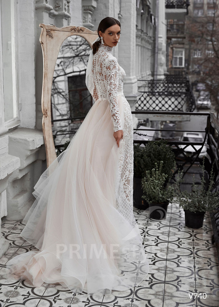 Exkluzívne úzke svadobné šaty LS740