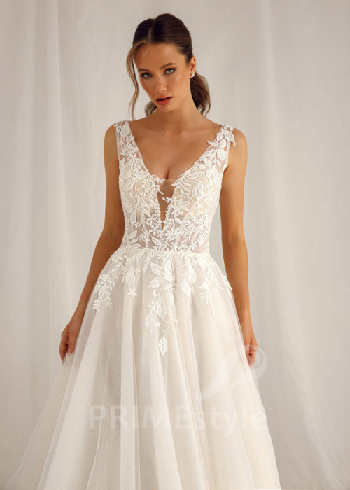 Elegantné čipkované svadobné šaty Aurora 2