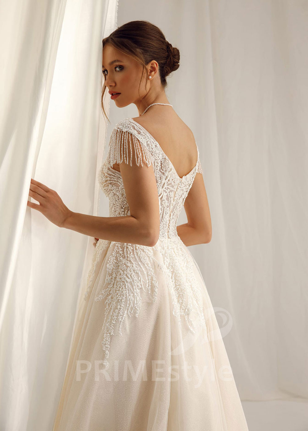 Luxusné princeznovské svadobné šaty...