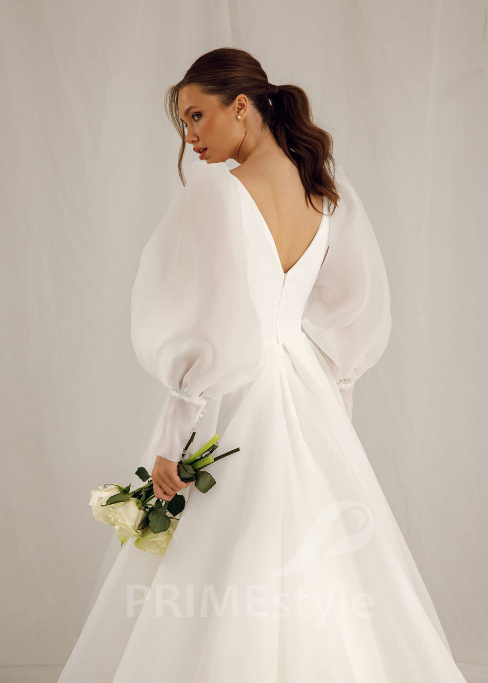 Luxusné hladké svadobné šaty Lina