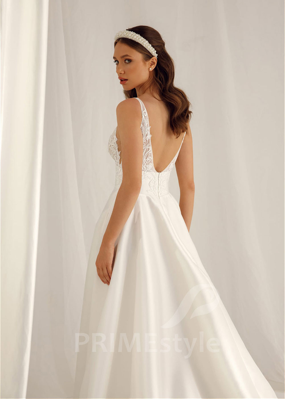 Jednoduché minimalistické svadobné...