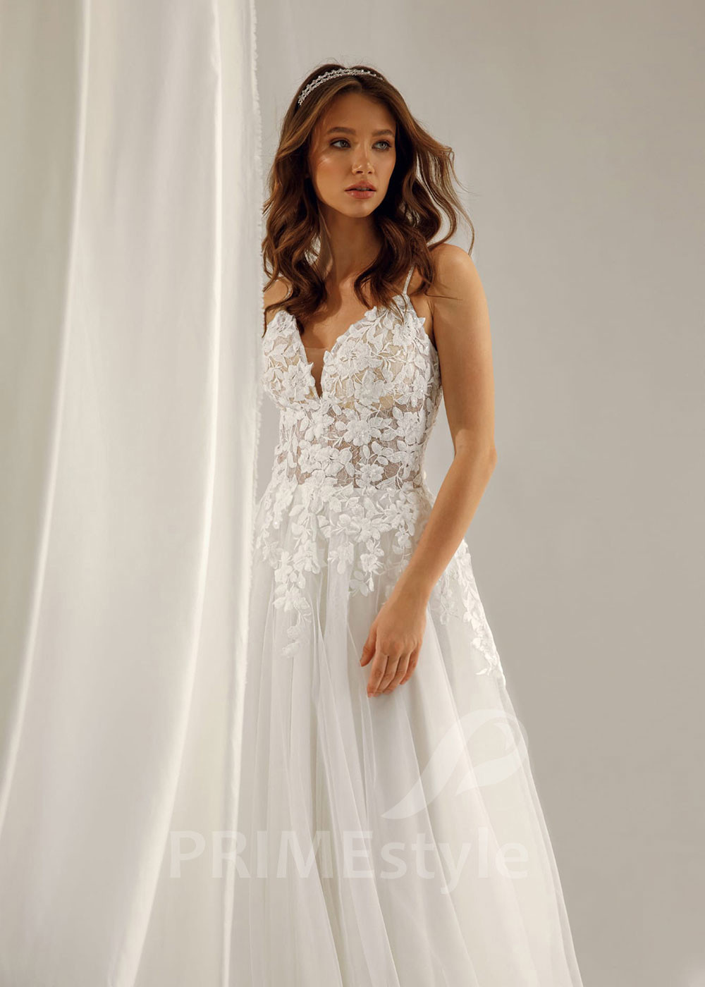 Elegantné kvetované svadobné šaty Milla