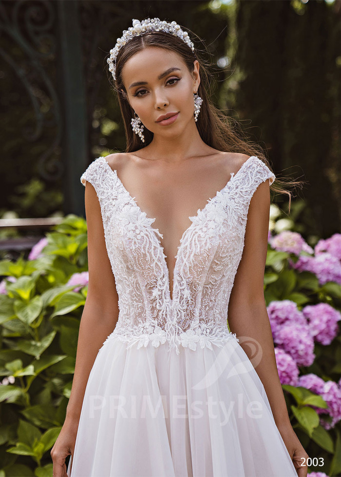 Jednoduché princeznovské svadobné šaty LC2003