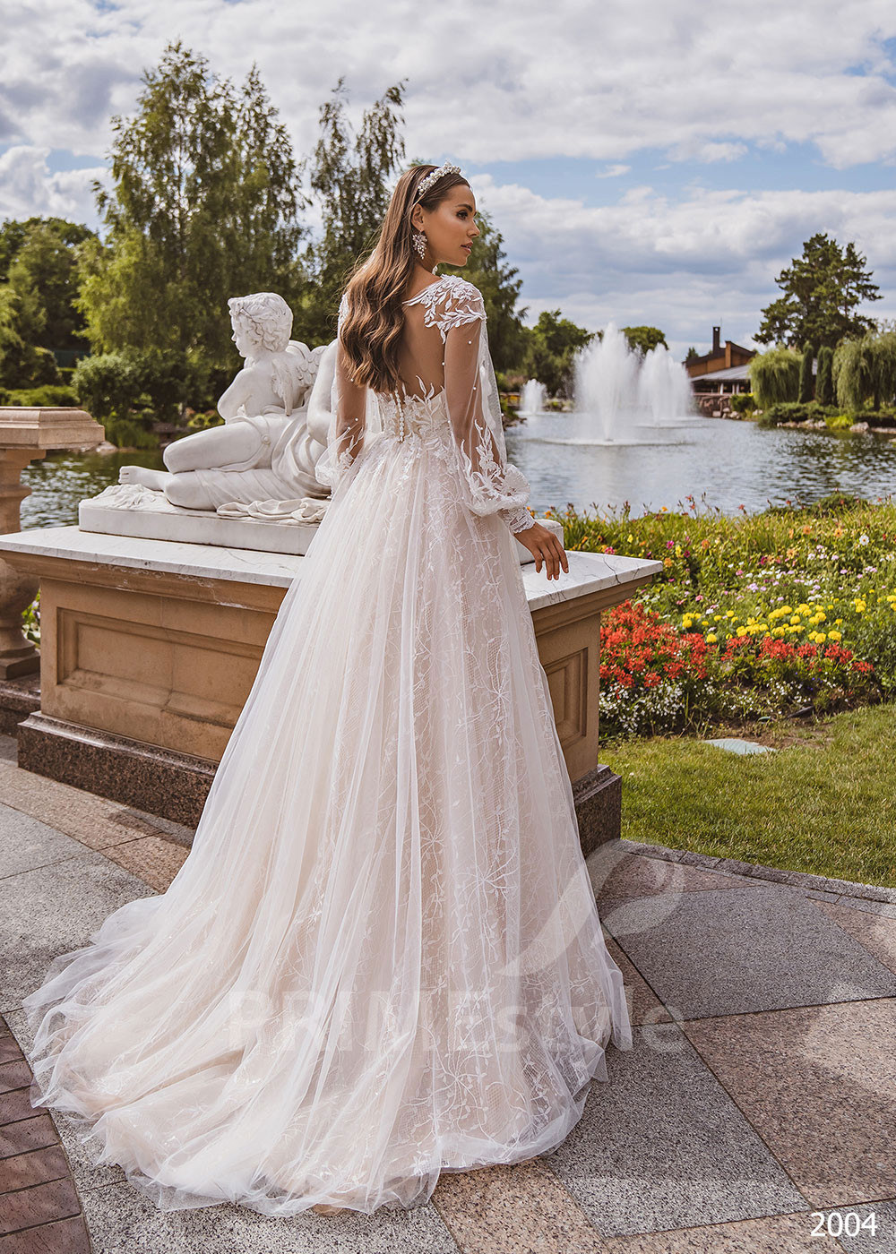 Luxusné čipkované svadobné šaty LC2004