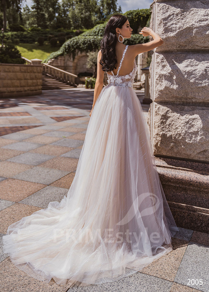 Extravagantné kvetované svadobné šaty LC2005