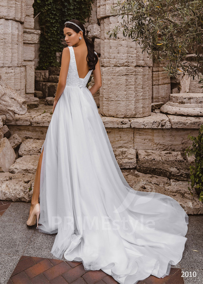 Elegantné čipkované svadobné šaty LC2010