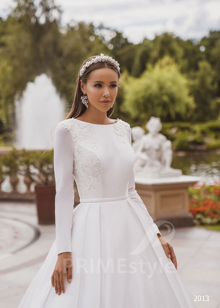 Elegantné minimalistické svadobné šaty LC2013