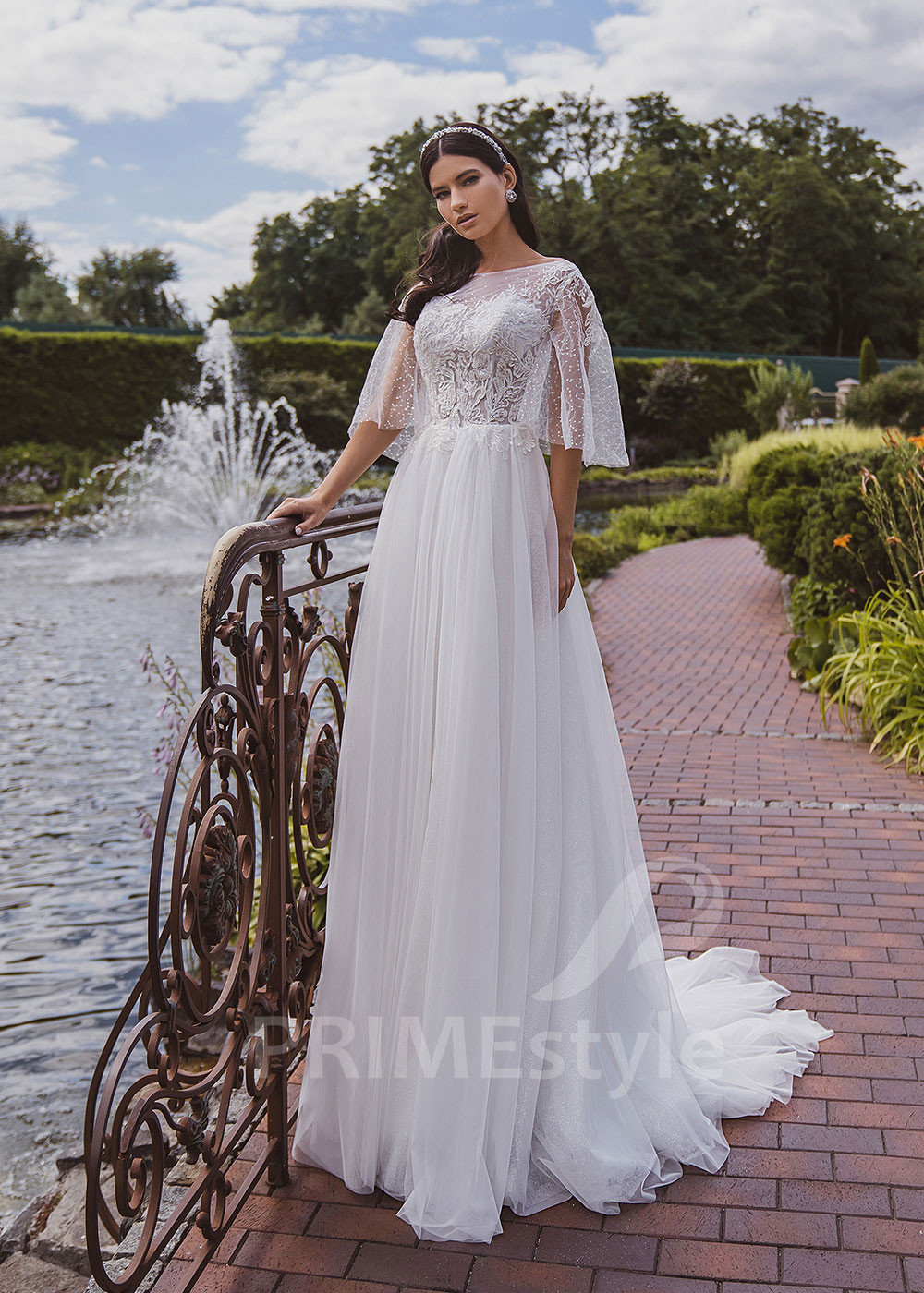 Jednoduché romantické svadobné šaty...