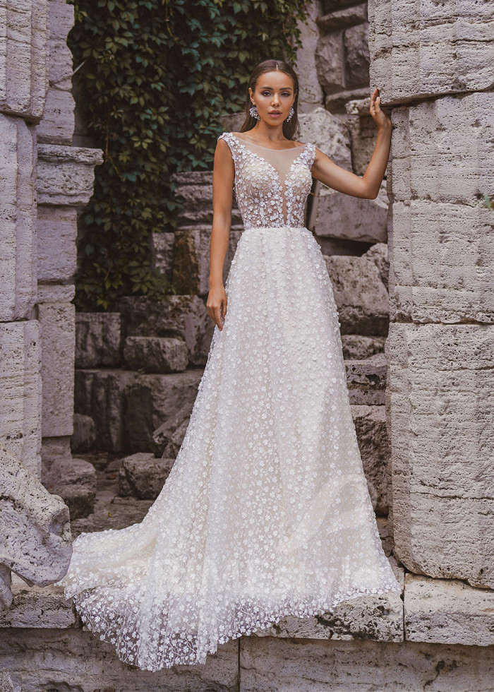 Luxusné celočipkované svadobné šaty LC2031