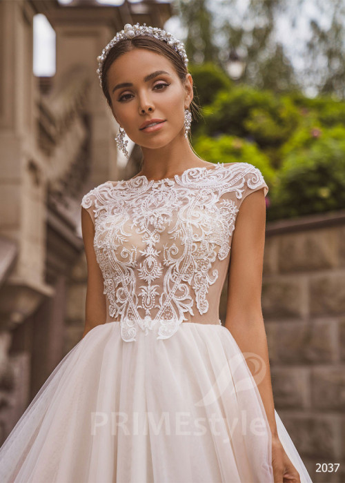 Jednoduché tylové svadobné šaty LC2037 2