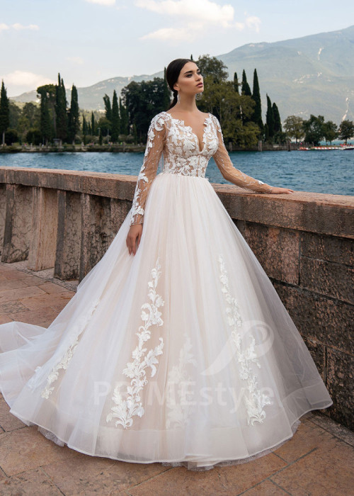 Luxusné čipkované svadobné šaty LS504