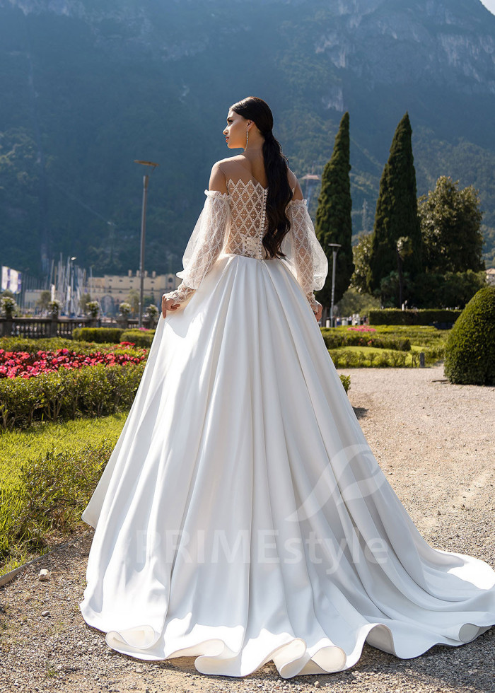 Extravagantné saténove svadobné šaty LS506