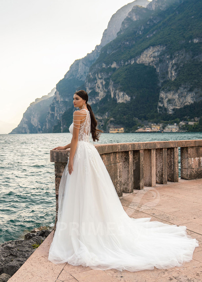 Luxusné čipkované svadobné šaty LS513