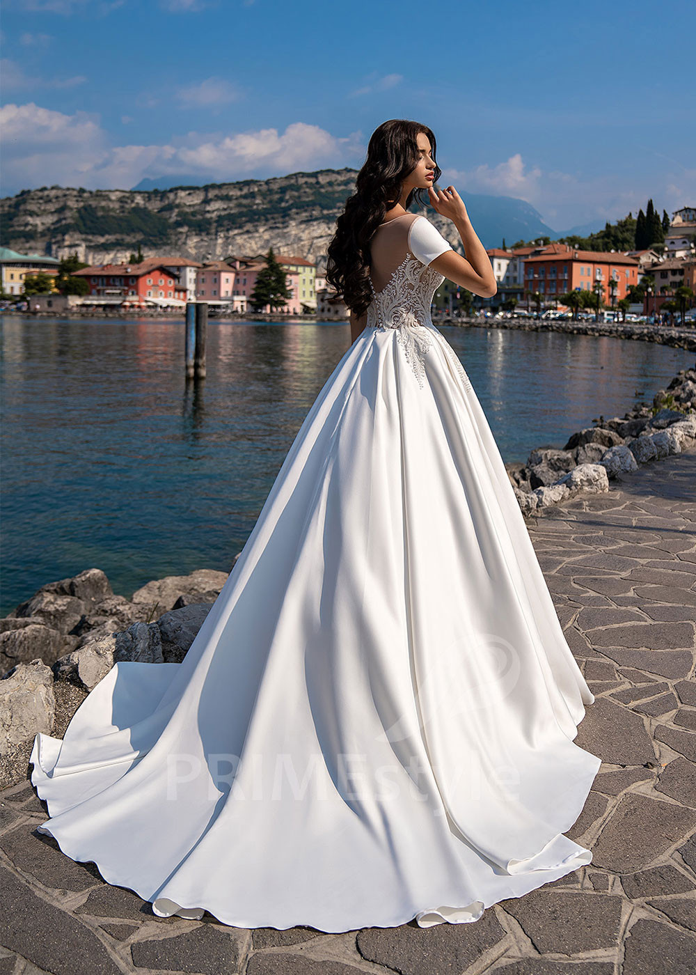 Elegantné minimalistické svadobné...