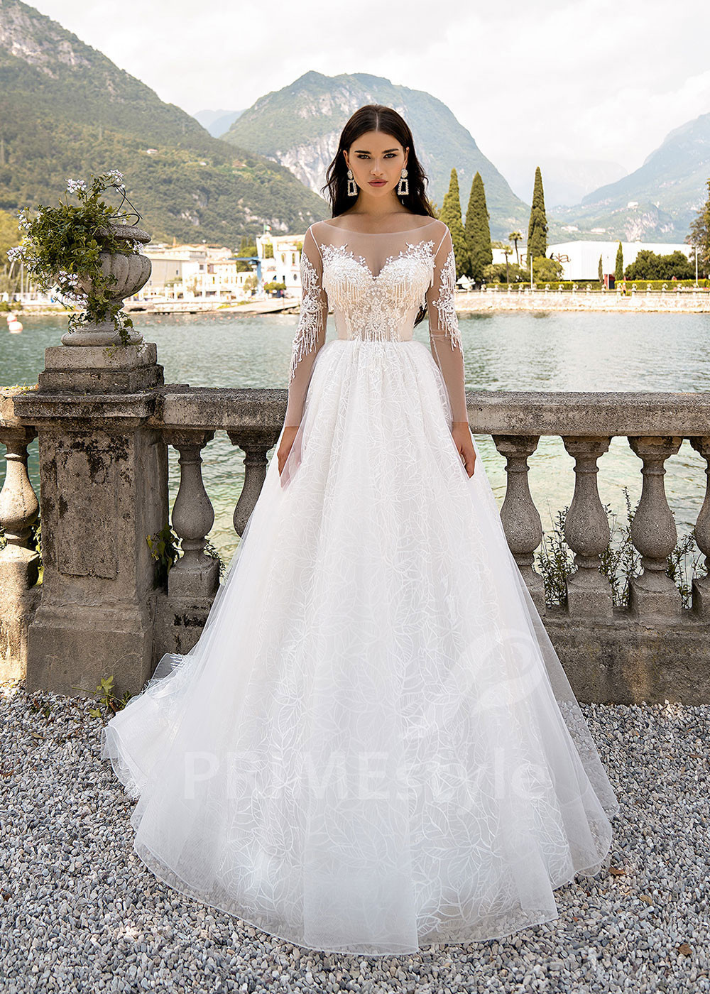 Extravagantné čipkované svadobné šaty LS531