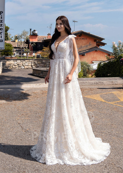 Luxusné celočipkované svadobné šaty LS533