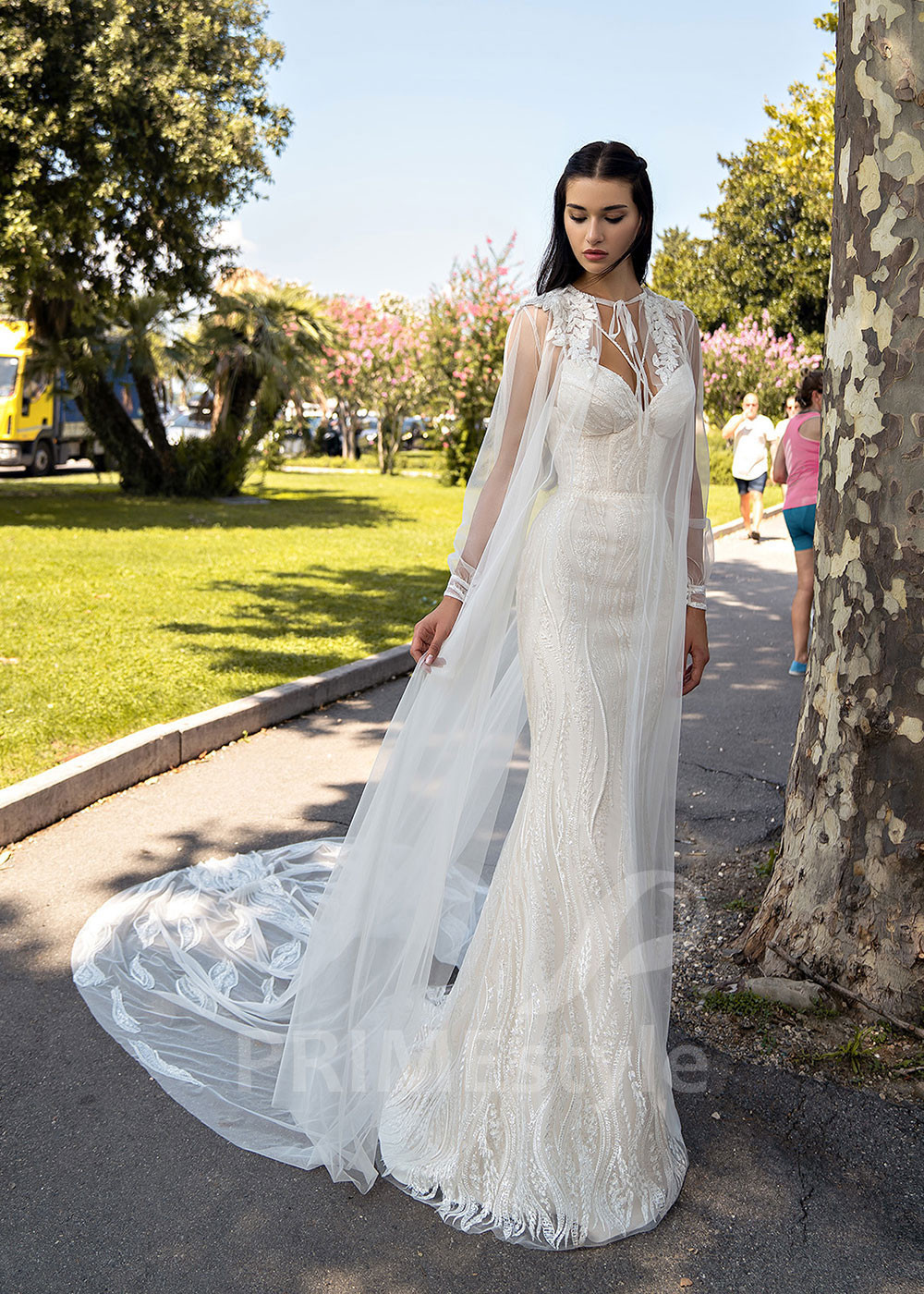 Luxusné celočipkované svadobné šaty...