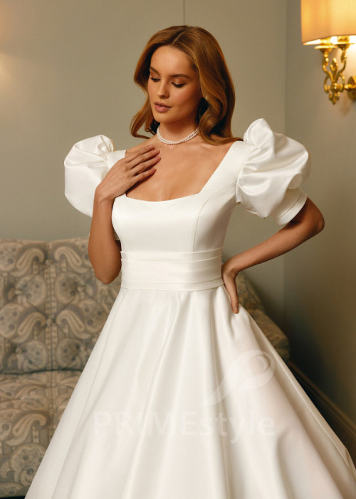 Jednoduché saténove svadobné šaty Sophie 2