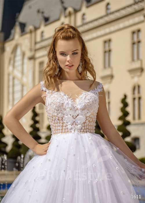 Jednoduché kvetované svadobné šaty LC1611 2