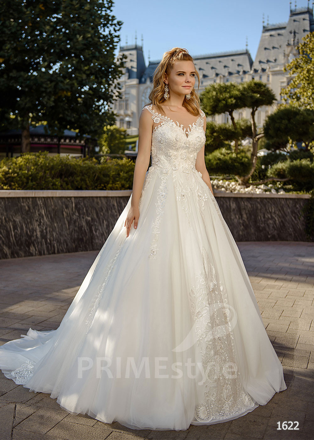 Elegantné kvetované svadobné šaty LC1622