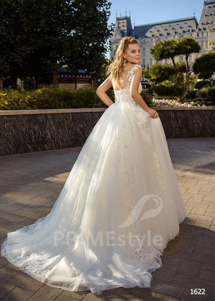 Elegantné kvetované svadobné šaty LC1622