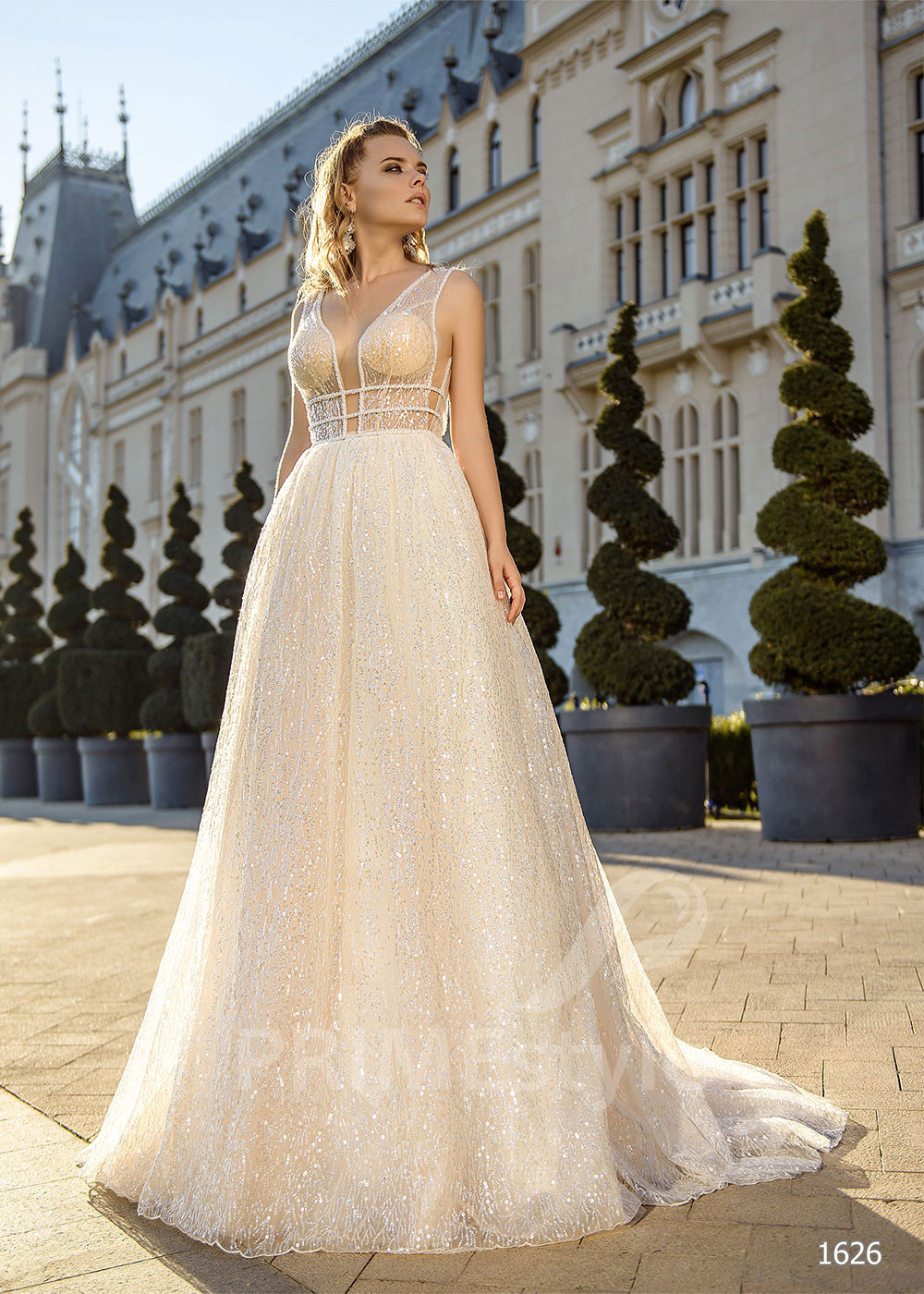 Exkluzívne trblietavé svadobné šaty LC1626