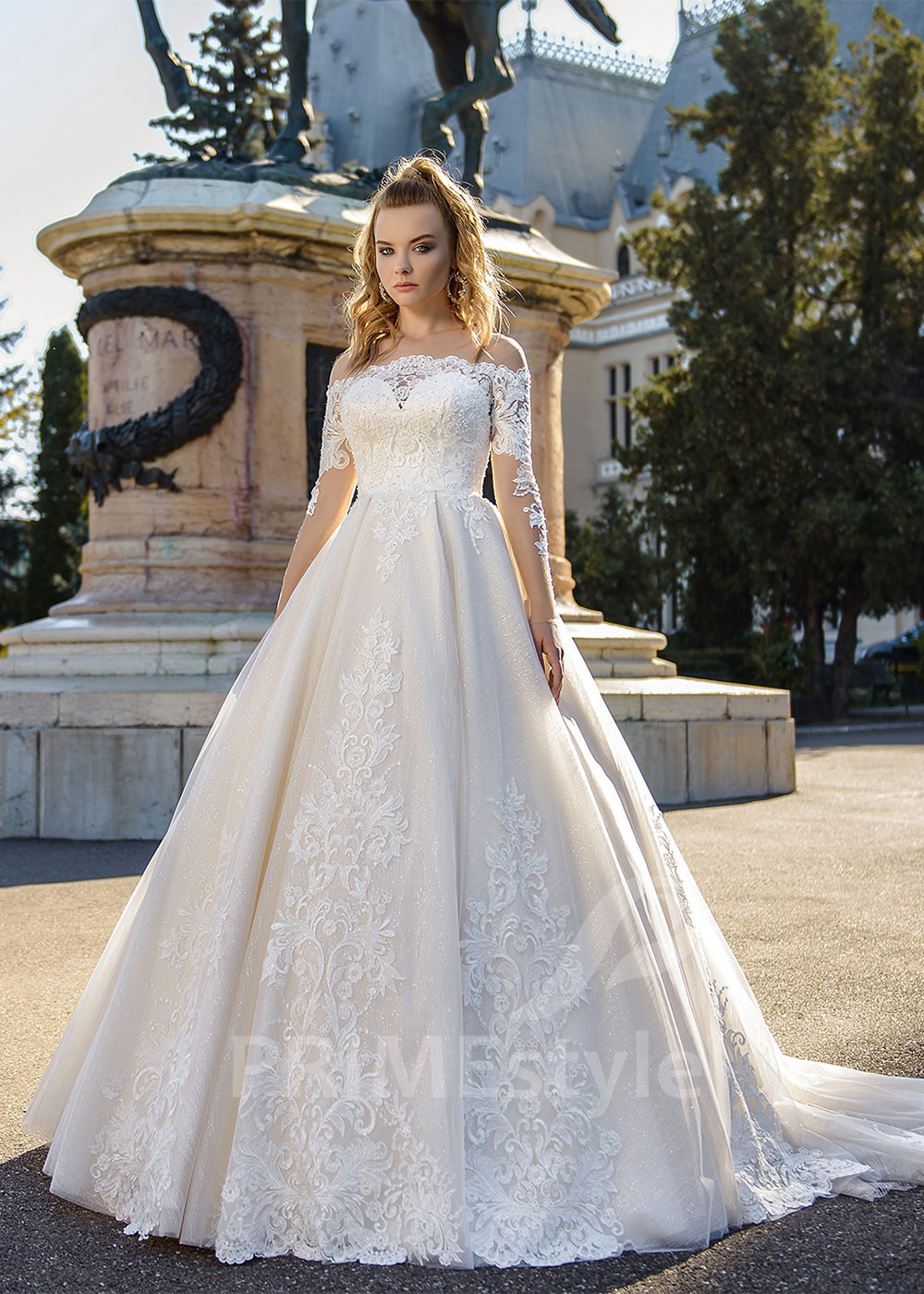 Luxusné čipkované svadobné šaty LC1627