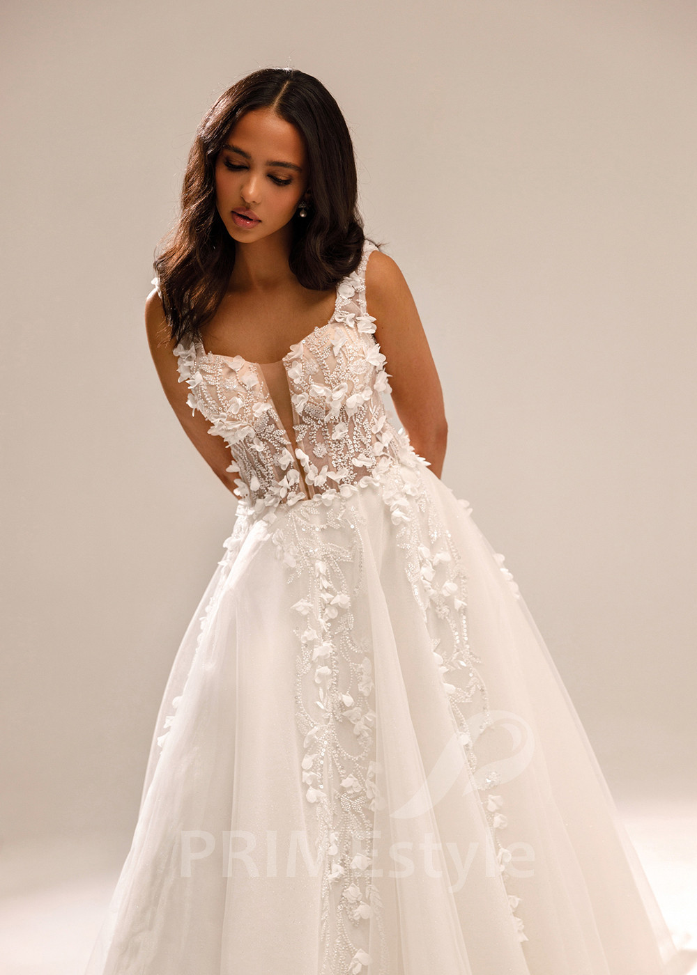 Luxusné kvetované svadobné šaty Jolly