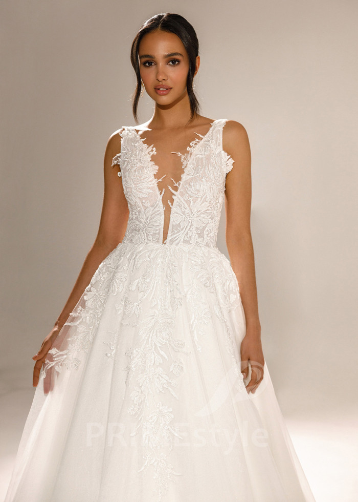 Elegantné čipkované svadobné šaty Laryna