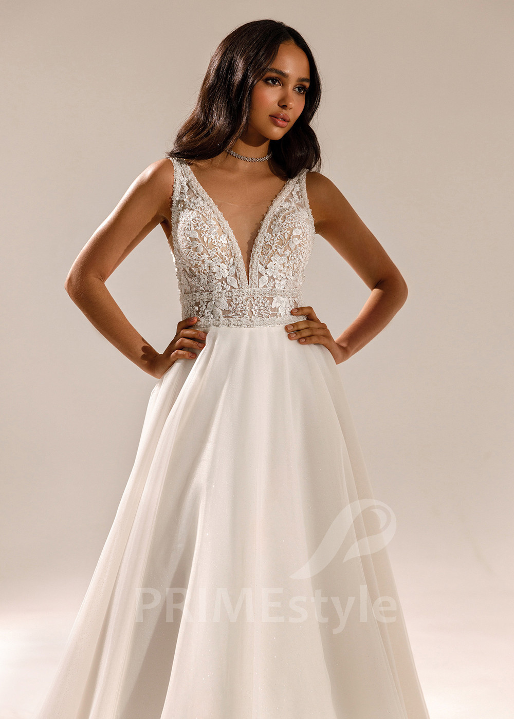 Jednoduché elegantné svadobné šaty...