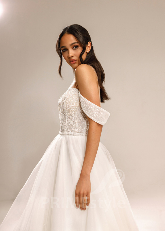 Jednoduché minimalistické svadobné šaty Taylor