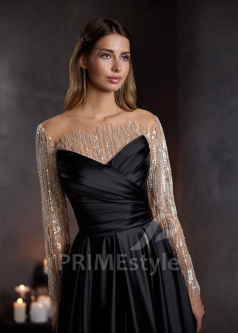 Zostihlujucé spoločenské šaty LC2920