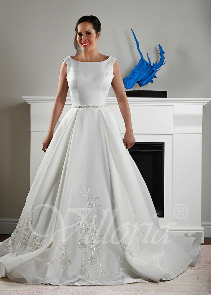 Luxusné saténove svadobné šaty Adriana