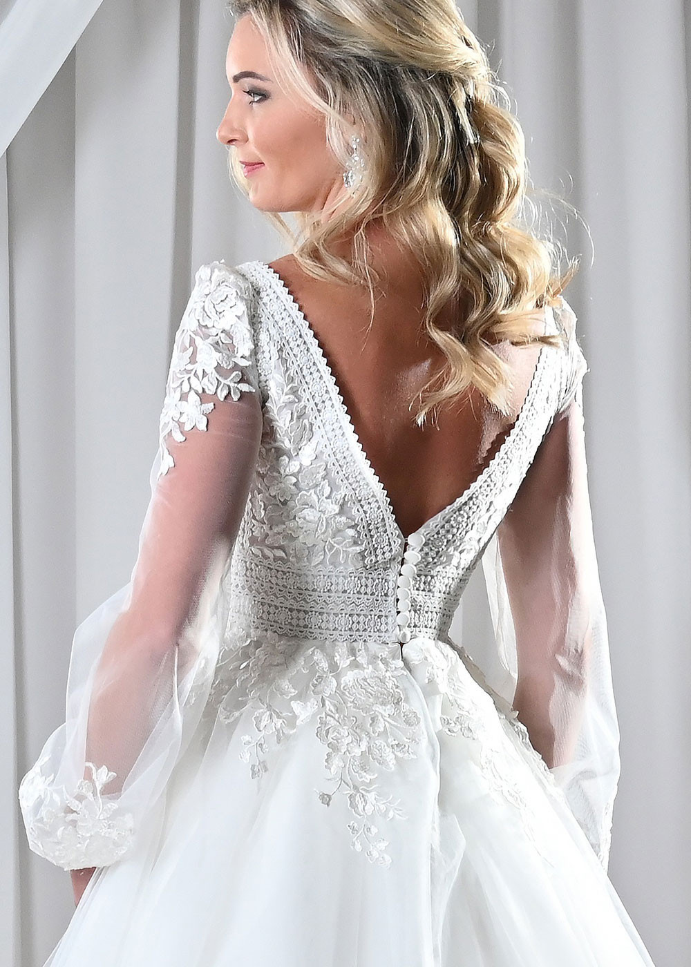 Čipkované svadobné šaty Diodora