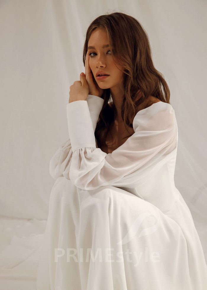 Jednoduché hladké svadobné šaty Michelle