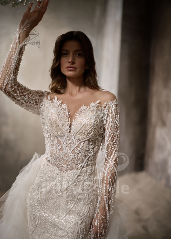 Luxusné svadobné šaty s odopínateľnou vlečkou LC2800