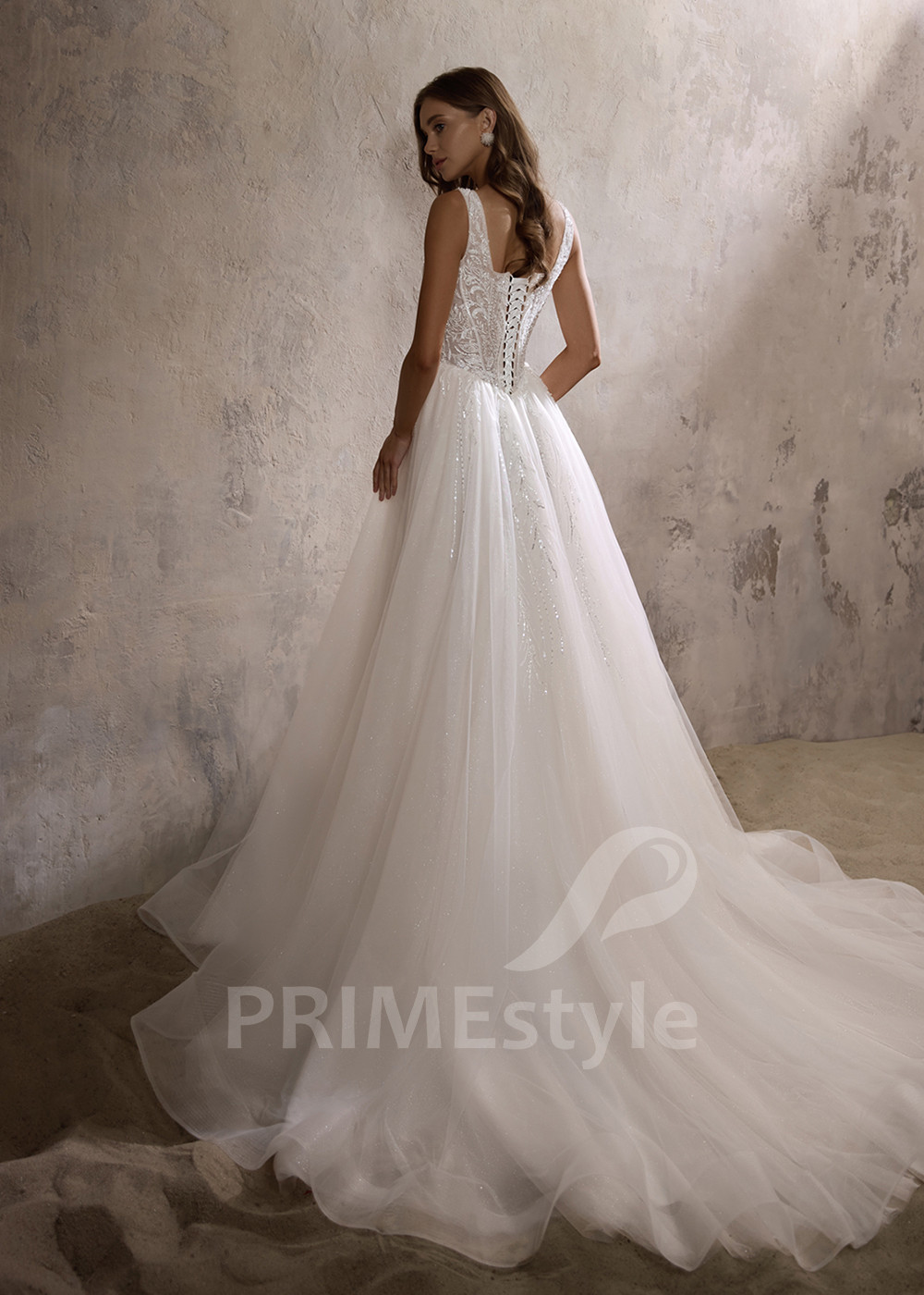 Luxusné svadobné šaty na ramienka LC2808