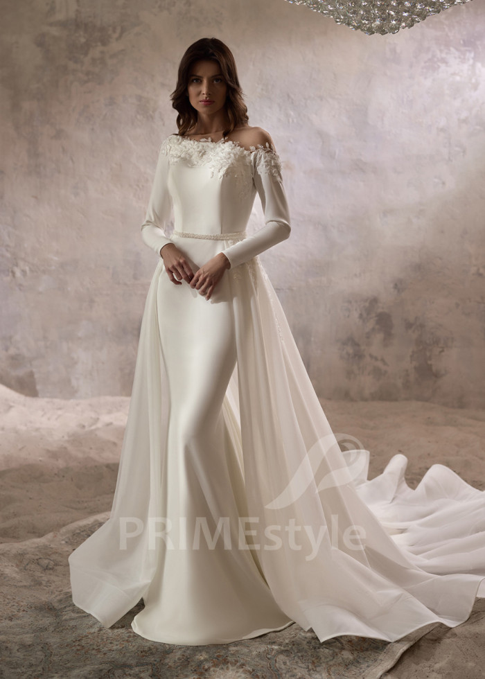 Hladké svadobné šaty s odopínateľnou vlečkou LC2814