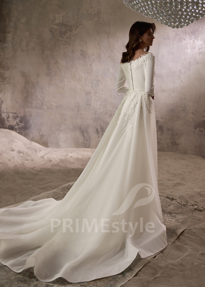 Hladké svadobné šaty s odopínateľnou vlečkou LC2814