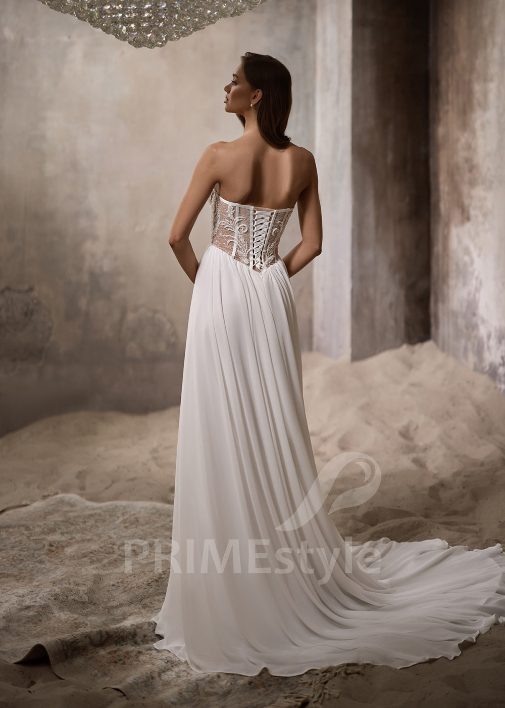 Elegantné svadobné šaty pre staršie...