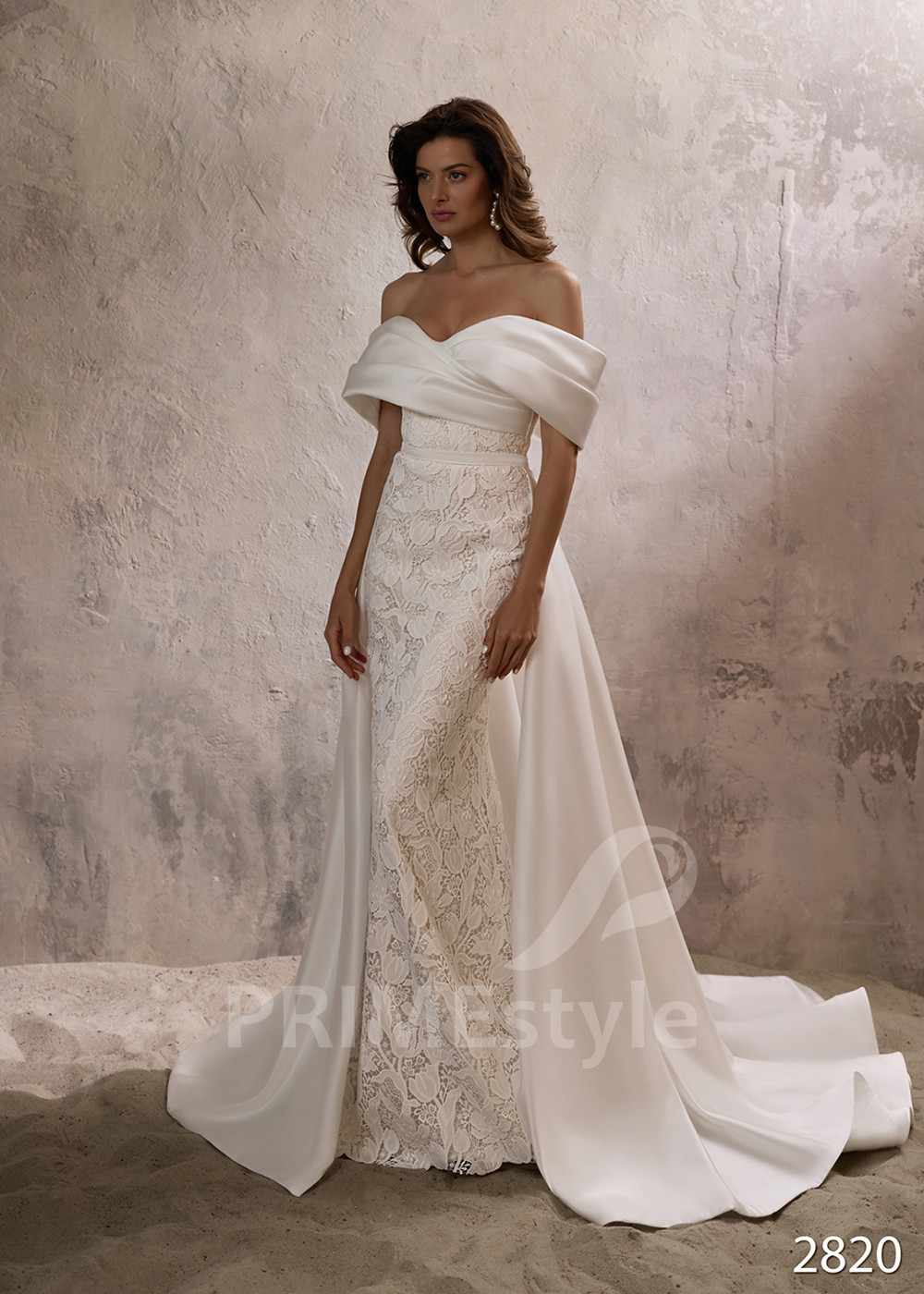 Luxusné celočipkované svadobné šaty...