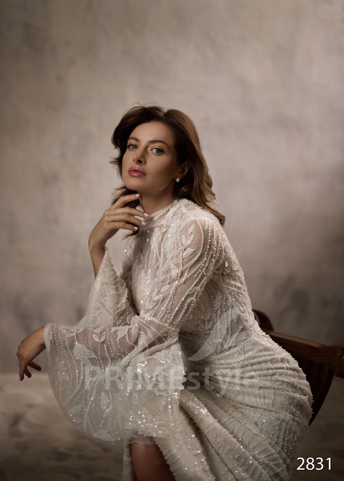 Exkluzívne priliehavé svadobné šaty LC2831