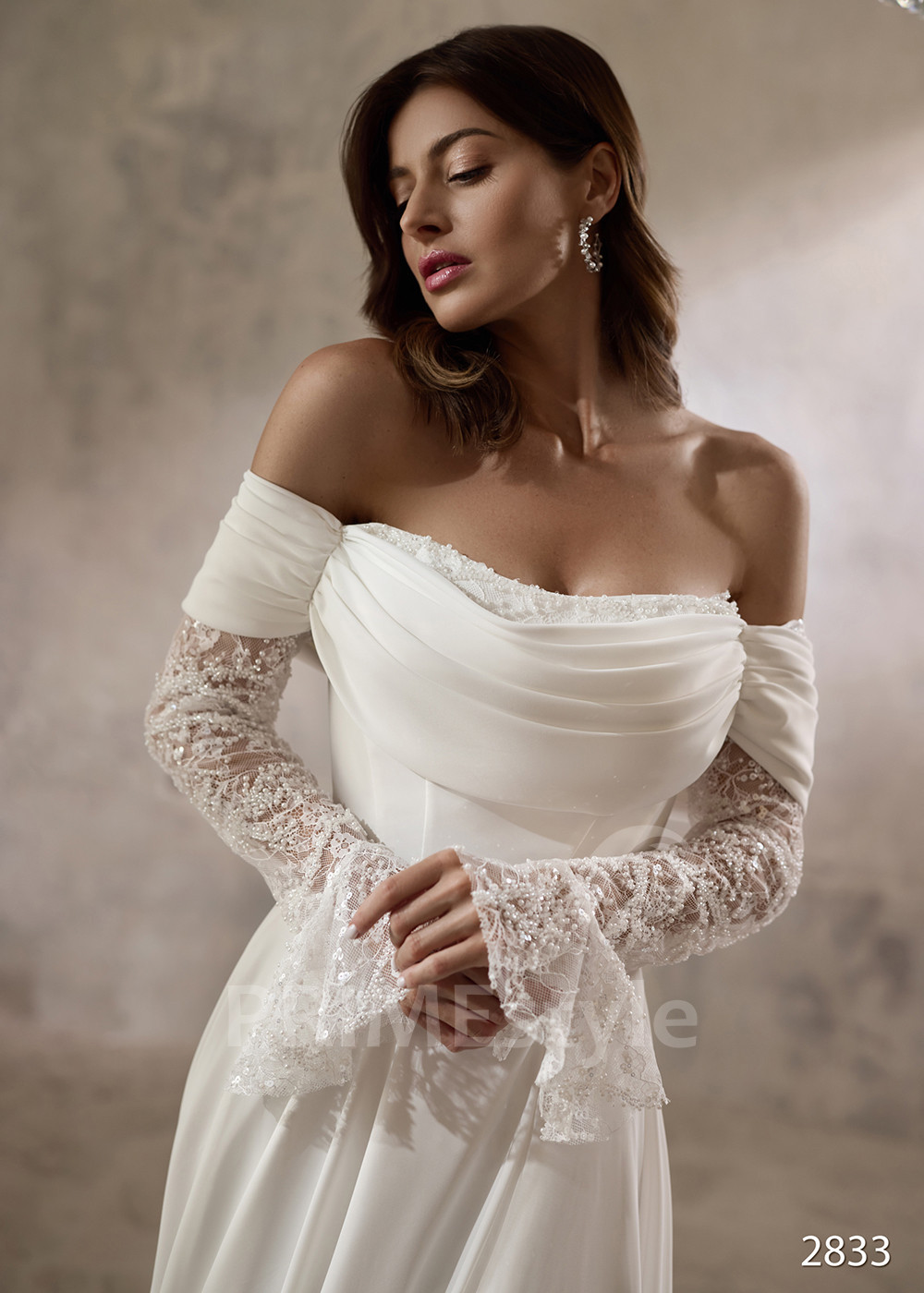 Extravagantné svadobné šaty s...