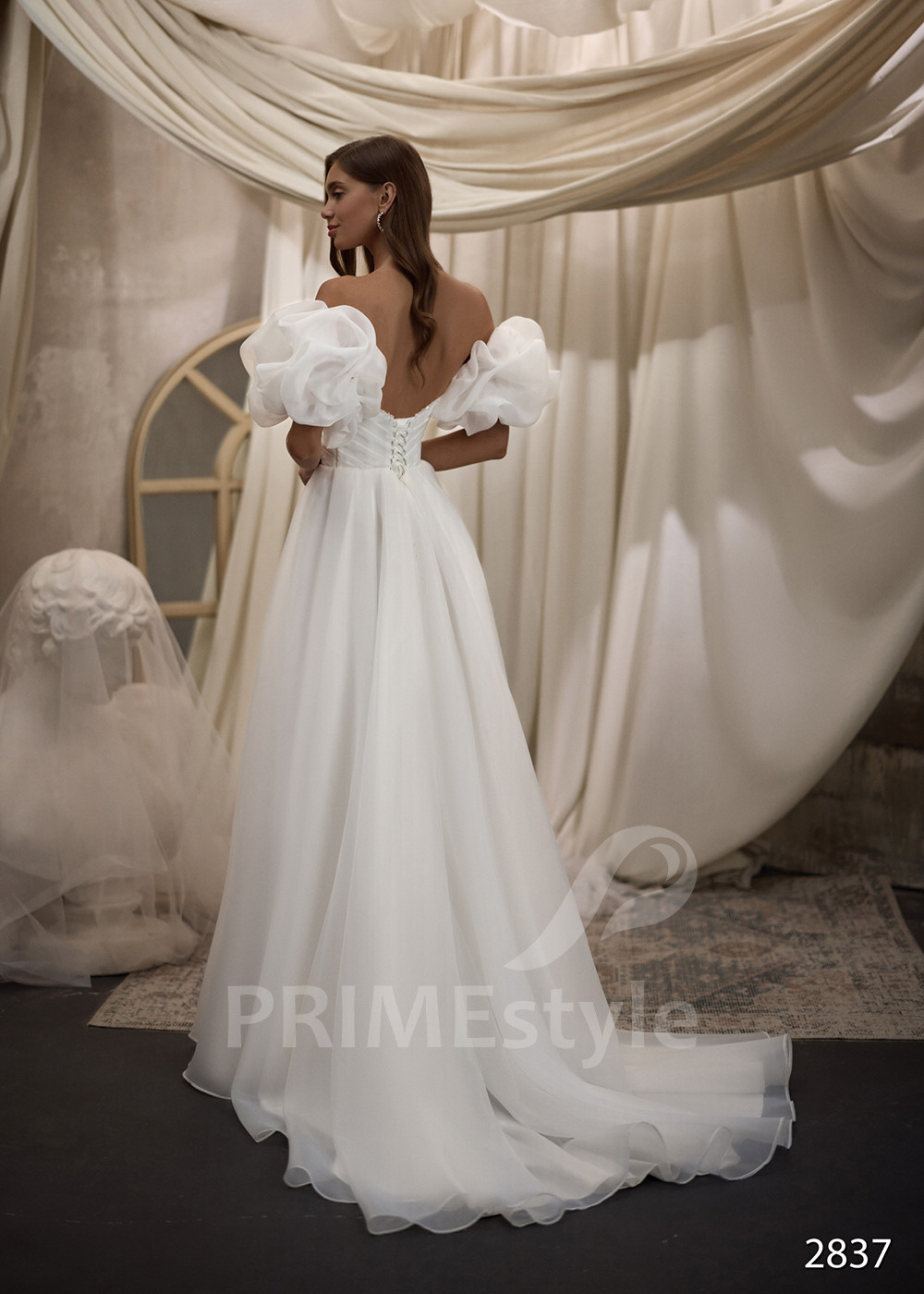 Romantické tylové svadobné šaty LC2837