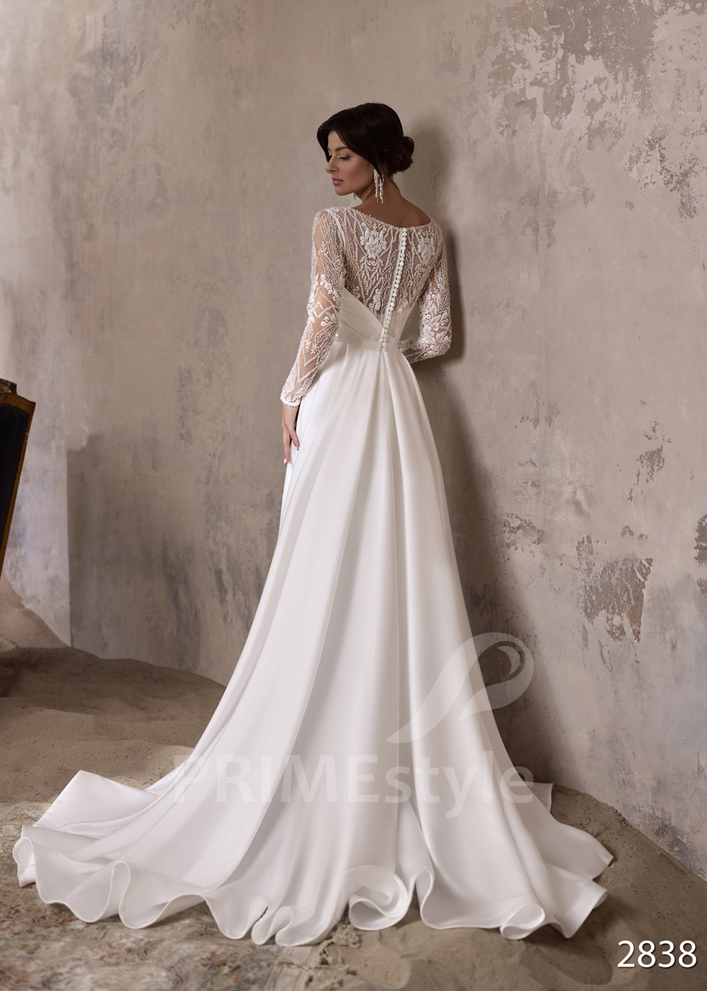 Luxusné svadobné šaty s odopínateľnou...